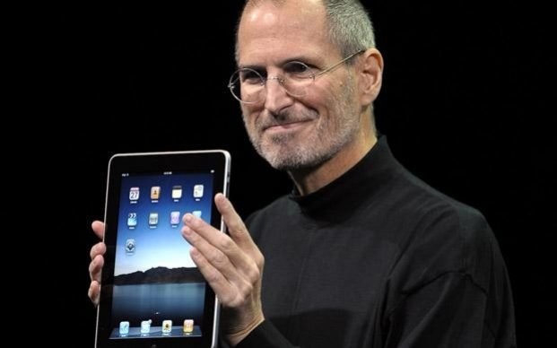 13. Планшет, iPad Apple (2010)