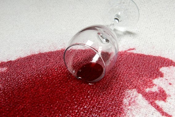 Пятно от красного вина