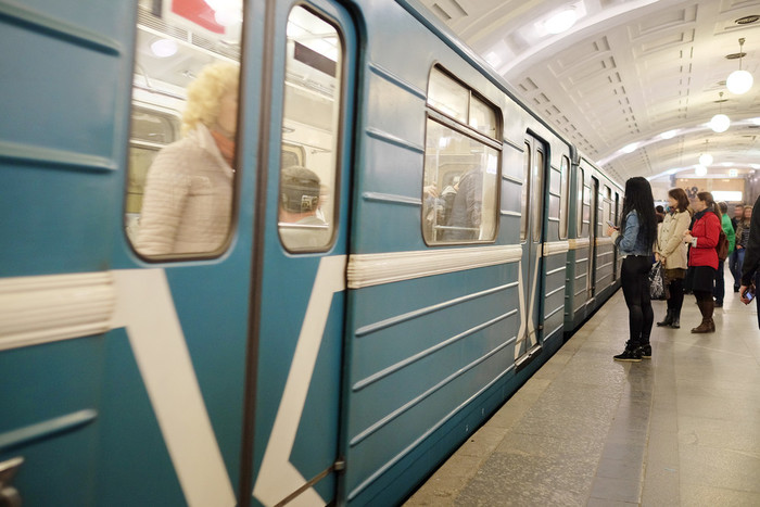 uPages. Денис Бахвалов. Что делать при падении на рельсы в метро?. Фото 3 uPages. Денис Бахвалов. Что делать при падении на рельсы в метро?. Фото 3
